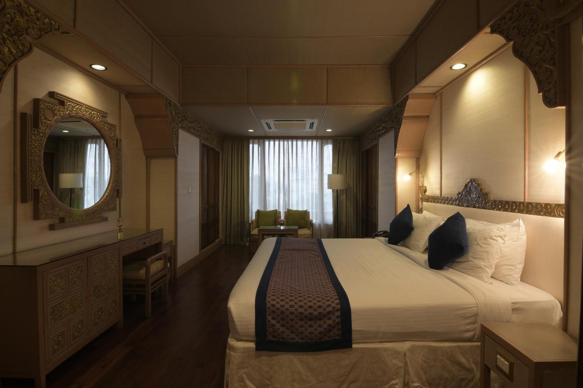 Hotel Yak&Yeti Katmandu Dış mekan fotoğraf